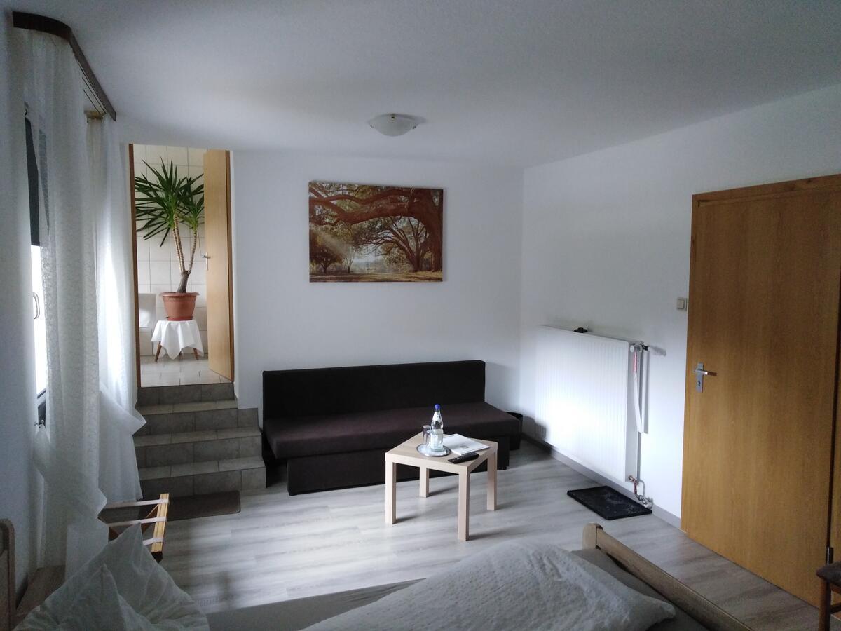 Zimmer Ohne Fruehstueck In Der Forellenzucht Burgen  Exteriér fotografie
